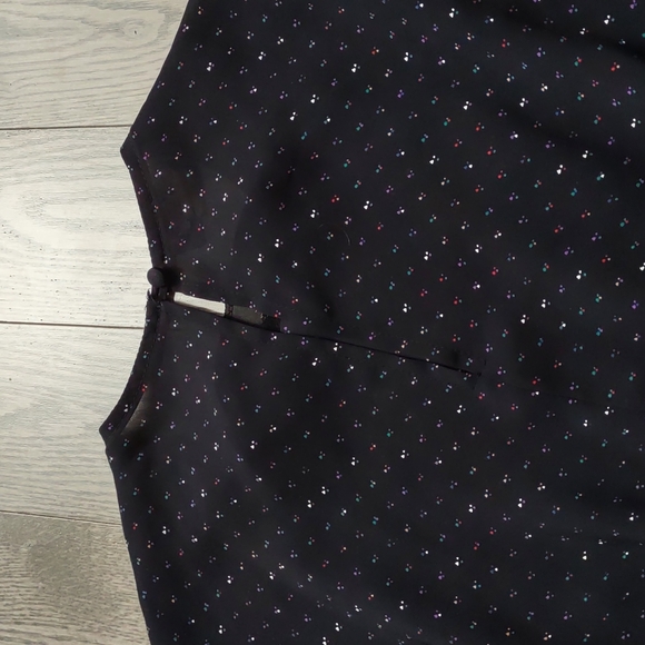 Beautiful dress by Sandi Gale ⭐☘️🌼🌼 - Picture 12 of 12